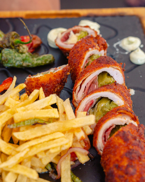 Flamenquín La Proa de Teatinos Málaga - Comer en Málaga al salir del trabajo